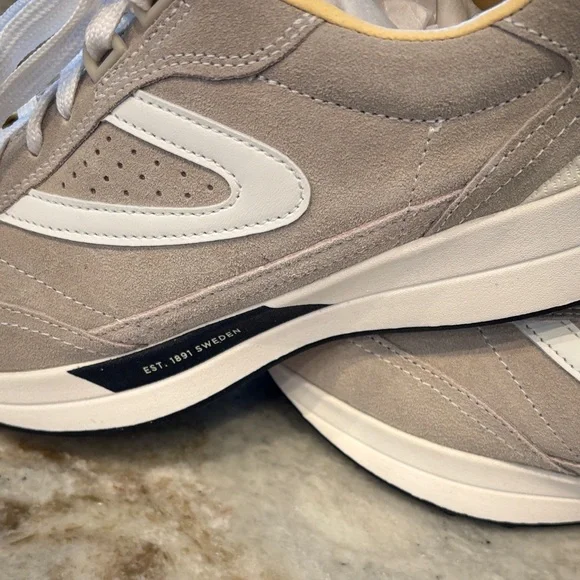 Tretorn Beige and White Athletic Shoes - Picture 2 of 9